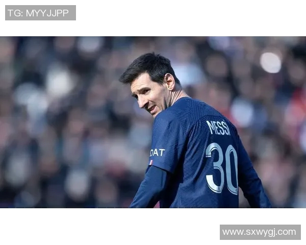 重返足球联盟的明星球员们再展风采与激情